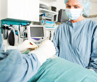 Vets performing surgery
