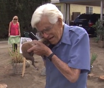 Lola the teacup Chihuahua was reunited with her 93-year-old owner on Saturday.