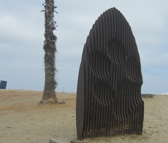 Surfboard paw entrance sign to Ocean Beach