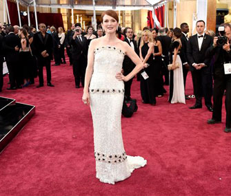 Julianne Moore on red carpet for Oscars