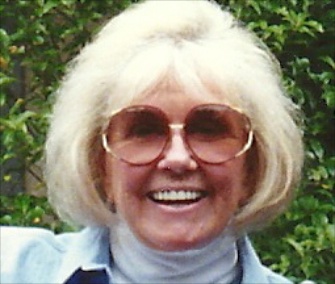 Actress Doris Day hopes to raise $90,000 for her animal foundation for her 90th birthday.